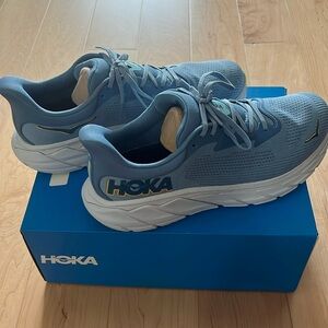 HOKA Arahi 7 Wide - Men’s Size 12 Wide